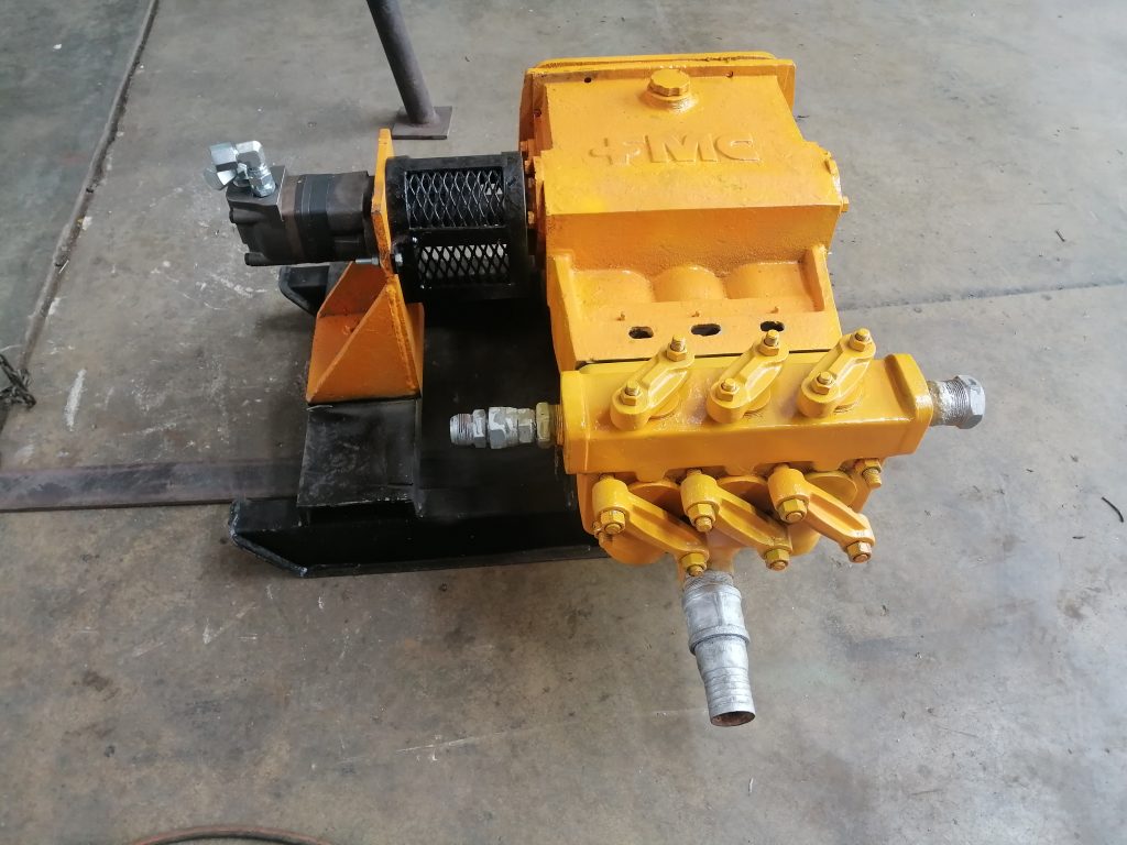 Bomba de lodos con motor charlin